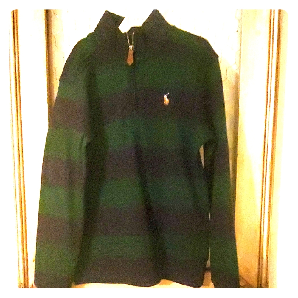 Boys size 5 shirt
